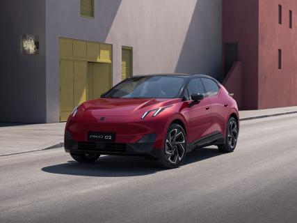 Lynk & Co 02 Core
