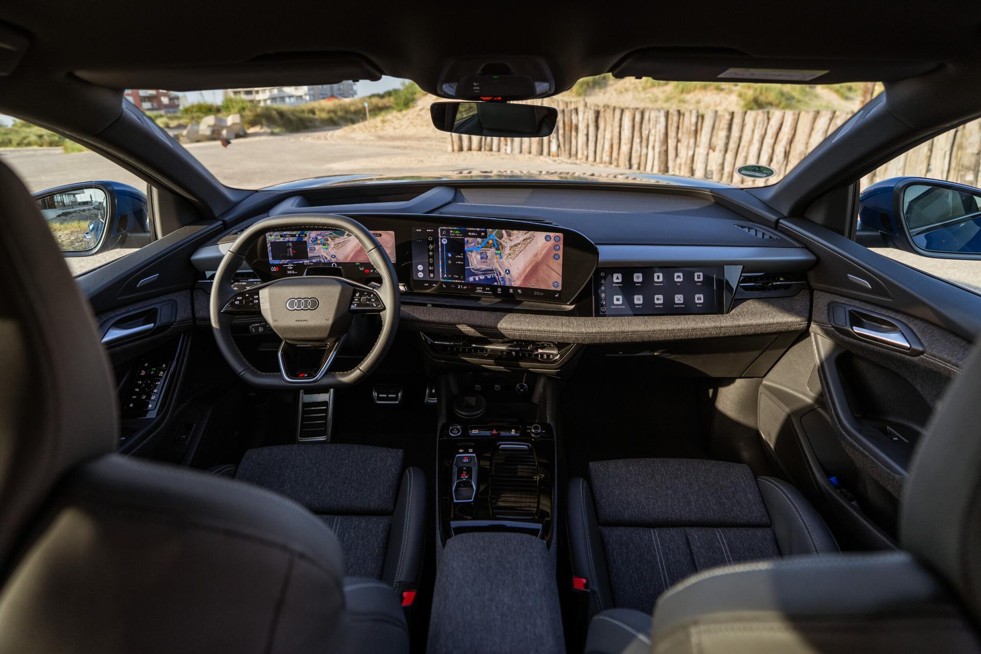 Audi Q6 SUV e-tron, interior cockpit view. Photo: Audi Media Center, audi.com.