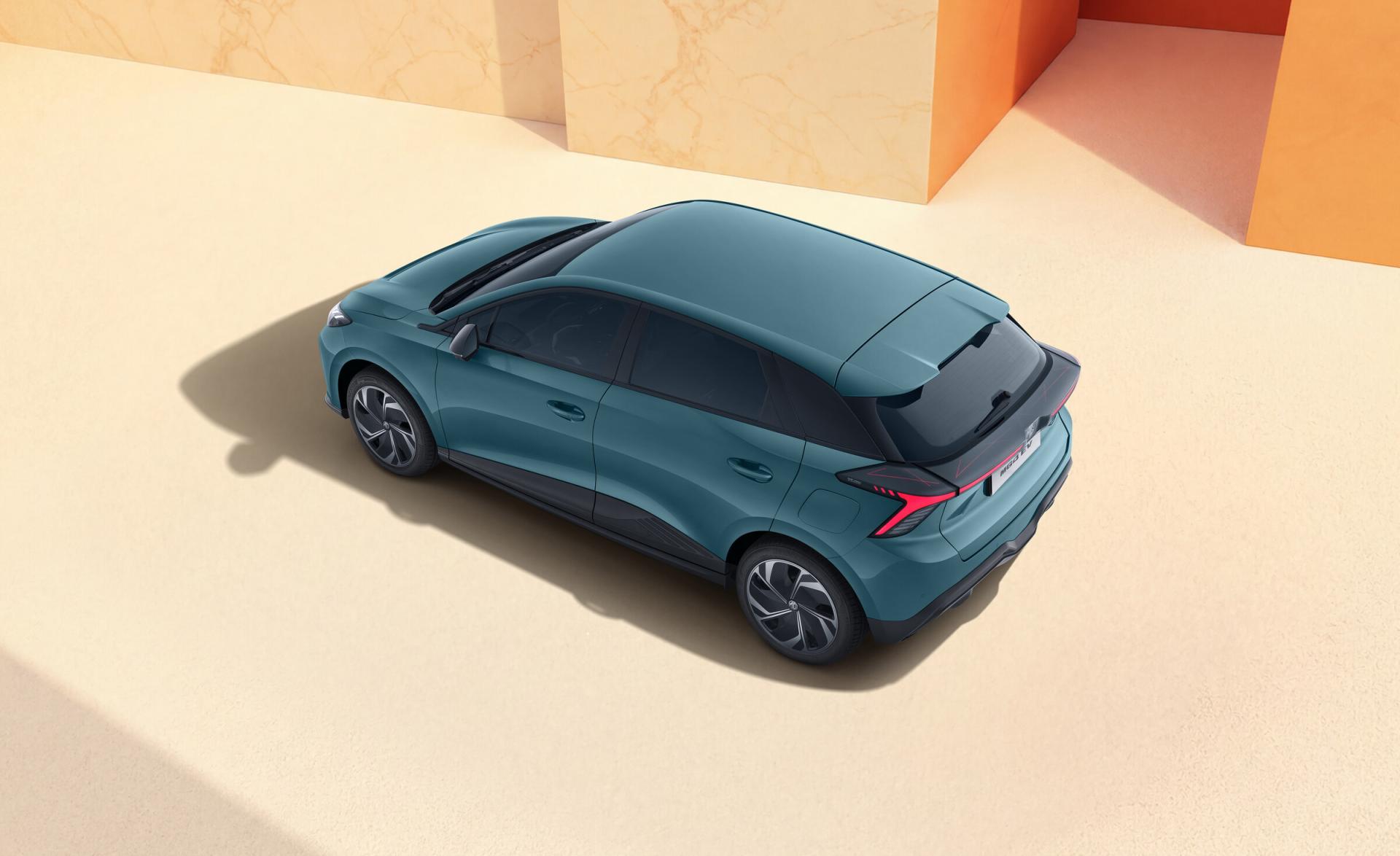 MG MG4 Electric Exclusive 77 kWh, side exterior view. Photo: MG Motor Europe Newsroom, news.mgmotor.eu.